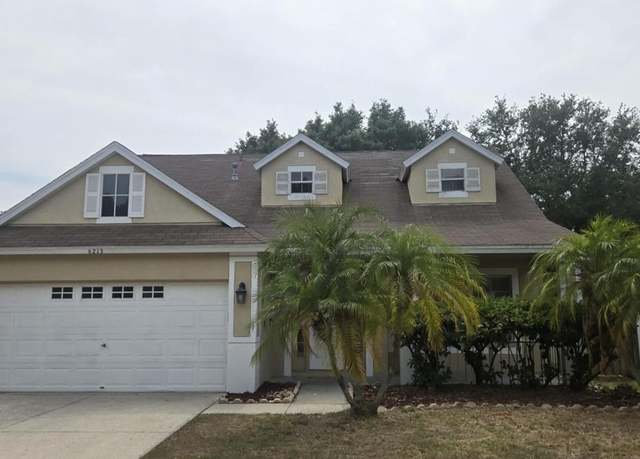 Property at 6213 Crickethollow Dr, Riverview, FL 33578, 4 beds, 2.5 baths