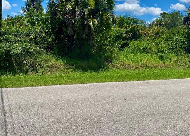 Property at 441 37th Ave NW, Naples, FL 34120