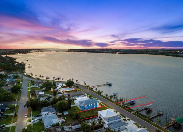 Property at 1910 Riverside Dr E, Bradenton, FL 34208