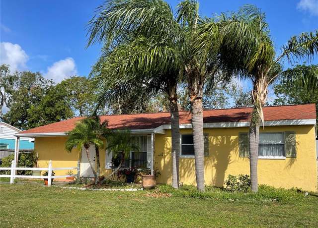 Property at 3612 27th Ave W, Bradenton, FL 34205, 3 beds, 1 bath