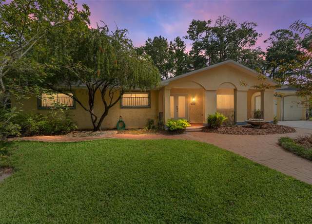 Property at 4700 NW 19th Pl, Gainesville, FL 32605, 4 beds, 2.5 baths