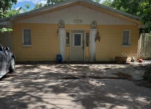 Property at 1218 37th St, Orlando, FL 32805, 4 beds, 2 baths