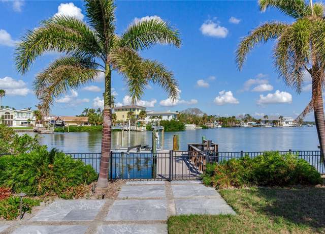 Property at 16434 Redington Dr, Redington Beach, FL 33708, 2 beds, 2 baths