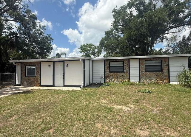 Property at 1204 E Camellia Dr, Brandon, FL 33510, 3 beds, 1 bath