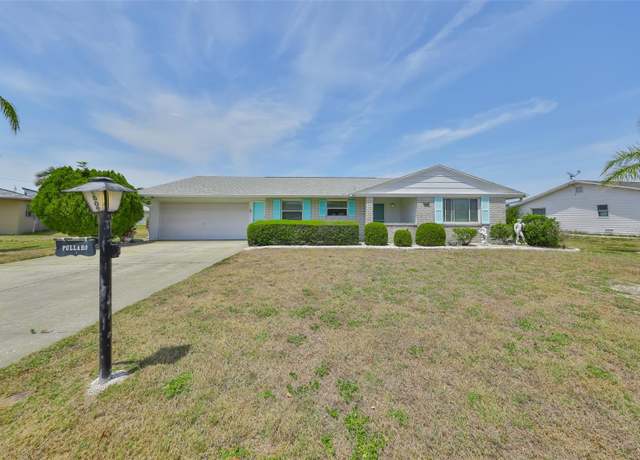 Property at 1809 Haverford Ave, Sun City Center, FL 33573, 2 beds, 2 baths