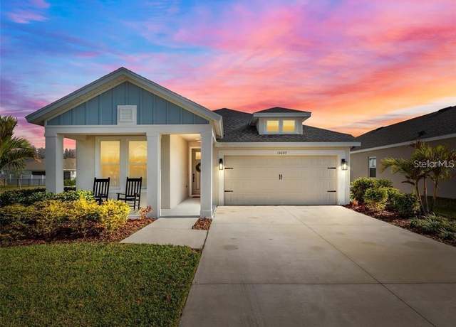 Property at 15207 Caravan Ave, Odessa, FL 33556, 3 beds, 2 baths