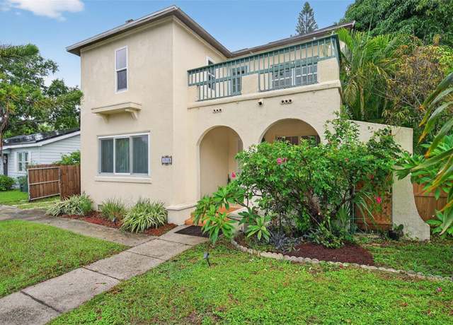 Property at 1518 17th Ave W, Bradenton, FL 34205, 2 beds, 1.5 baths