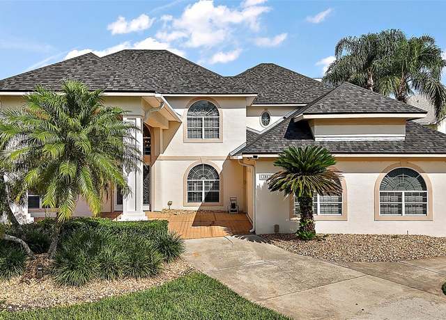 Property at 1861 Edgewater Dr, Mount Dora, FL 32757, 4 beds, 4 baths
