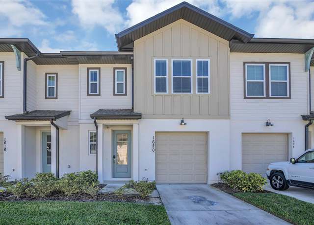 Property at 1620 Pelican Dr, Davenport, FL 33896, 3 beds, 2.5 baths