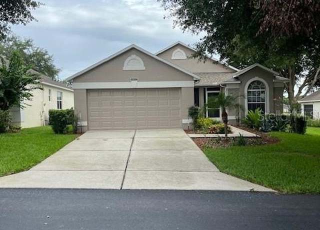 Property at 4012 Capland Ave, Clermont, FL 34711, 2 beds, 2 baths