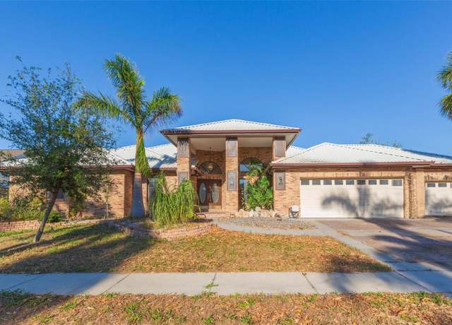 Property at 937 Bunker View Dr, Apollo Beach, FL 33572, 4 beds, 3 baths
