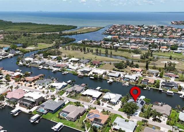 Property at 907 Golf Island Dr, Apollo Beach, FL 33572, 4 beds, 2 baths