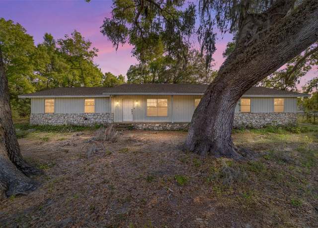 Property at 9951 NE 30th Ct, Anthony, FL 32617, 3 beds, 2 baths