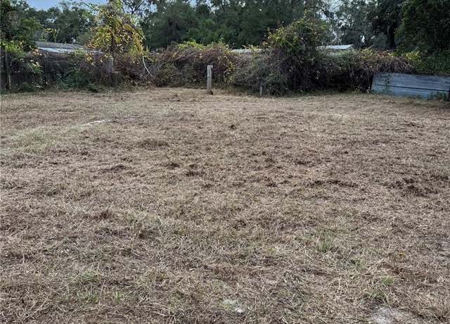 Property at 8663 E Hooker Pl, Floral City, FL 34436