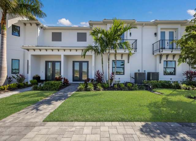 Property at 6009 White Mangrove Ln, Bradenton, FL 34210, 2 beds, 2.5 baths