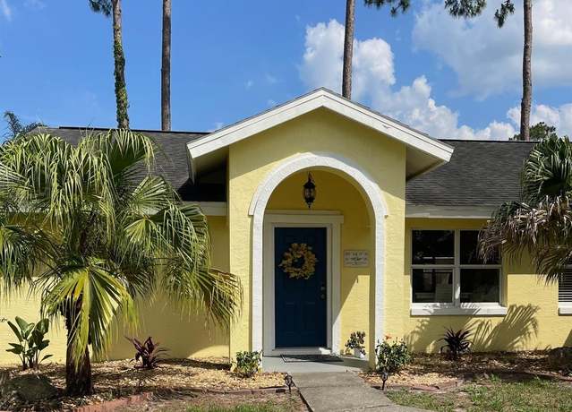 Property at 161 Bayside Dr, Palm Coast, FL 32137, 3 beds, 2 baths