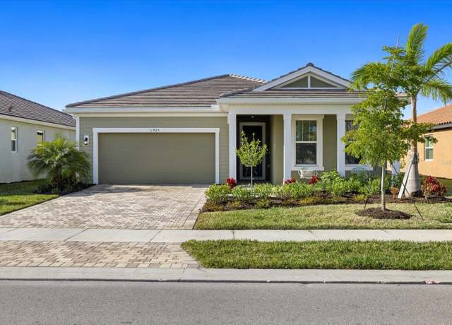 Property at 11925 Bohemian Pl, Venice, FL 34293, 3 beds, 2 baths