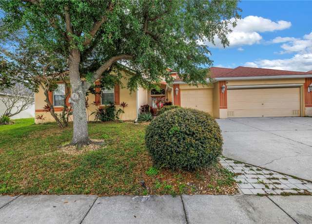 Property at 540 Somerhill Dr NE, St Petersburg, FL 33716, 4 beds, 2.5 baths