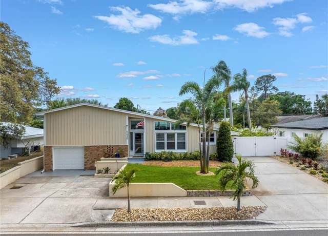 Property at 6630 Gulfport Blvd S, South Pasadena, FL 33707, 3 beds, 2 baths