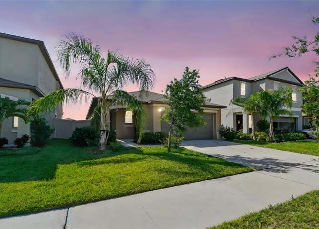 Property at 9437 Lemon Drop Loop, Sun City Center, FL 33573, 3 beds, 2 baths