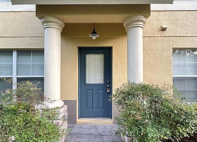 Property at 203 Castlekeeper Pl, Valrico, FL 33594, 3 beds, 2.5 baths