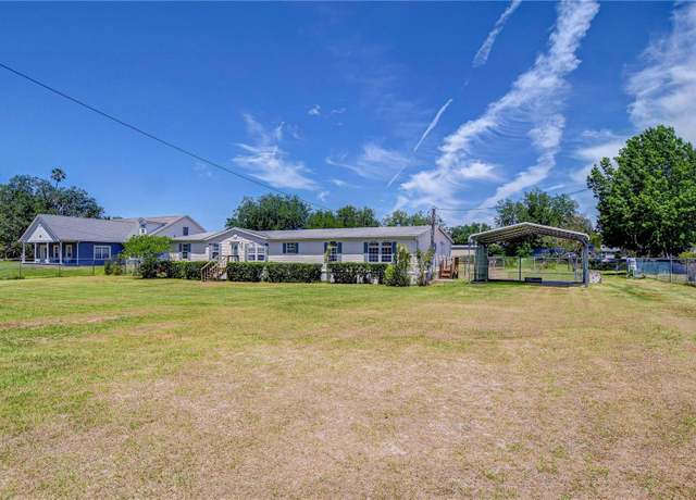 Property at 3510 E Trapnell Rd, Plant City, FL 33566, 4 beds, 2.5 baths