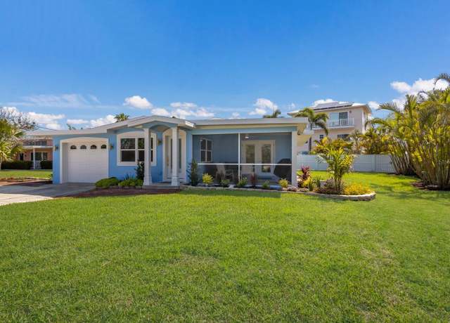 Property at 237 85th St, Holmes Beach, FL 34217, 3 beds, 2 baths