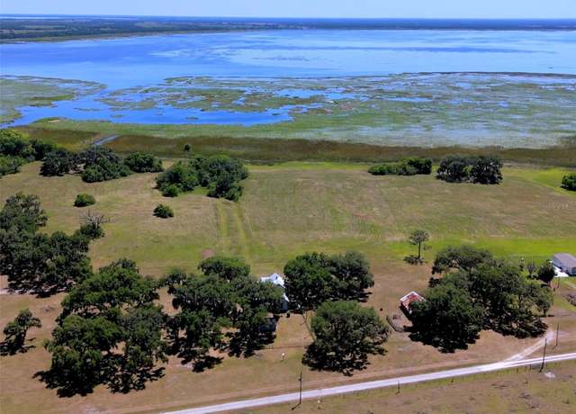 Property at 3650 Lake Tohopekaliga Rd, St Cloud, FL 34772, 4 beds, 1.5 baths