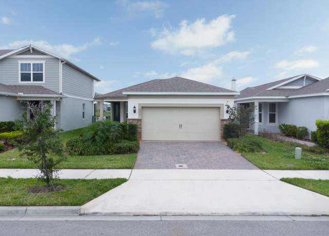 Property at 1872 Summer Serenity Dr, Kissimmee, FL 34744, 4 beds, 2 baths