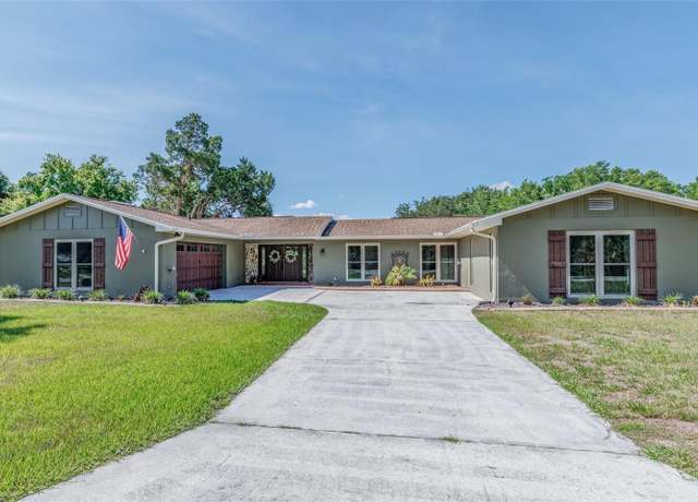Property at 7420 W Golf Club St, Crystal River, FL 34429, 3 beds, 3.5 baths