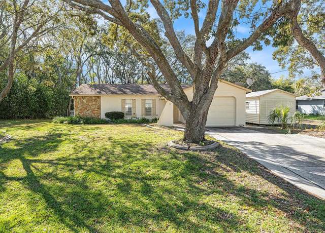 Property at 2258 Waterfall Dr, Spring Hill, FL 34608, 2 beds, 2 baths