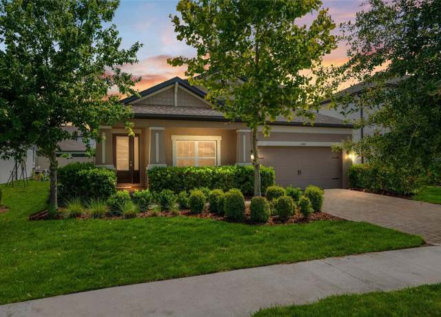 Property at 11881 Ranchers Gap Dr, Odessa, FL 33556, 5 beds, 3 baths