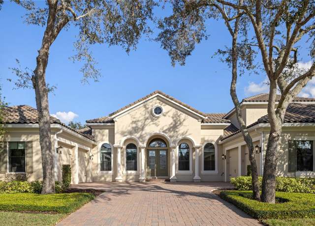 Property at 8681 Crested Eagle Pl, Sanford, FL 32771, 4 beds, 3.5 baths
