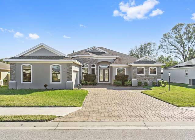 Property at 310 Lake Mariana Pl, Auburndale, FL 33823, 4 beds, 3 baths