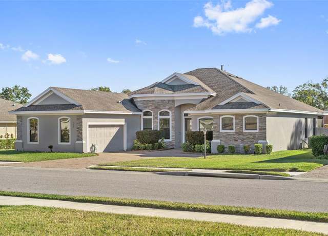Property at 310 Lake Mariana Pl, Auburndale, FL 33823, 4 beds, 3 baths
