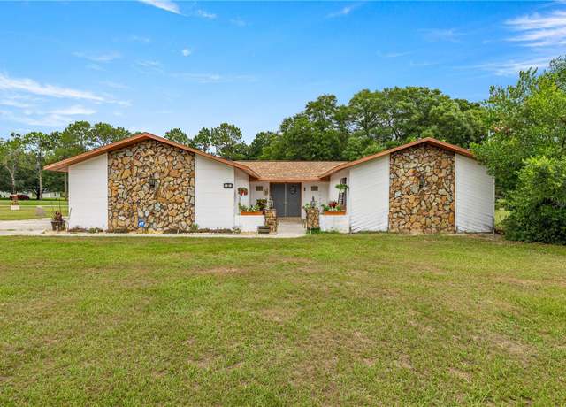Property at 99 E Dakota Ct, Hernando, FL 34442, 3 beds, 2 baths
