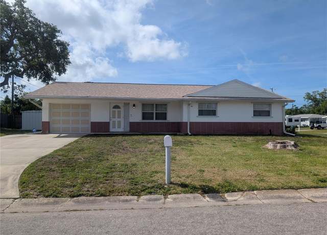 Property at 10968 105th Ave, Largo, FL 33778, 3 beds, 2 baths