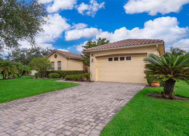 Property at 730 Villa Park Rd, Poinciana, FL 34759, 2 beds, 2.5 baths