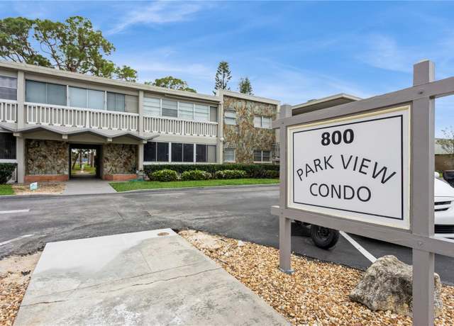 Property at 800 71st Ave N #8, St Petersburg, FL 33702, 2 beds, 2 baths