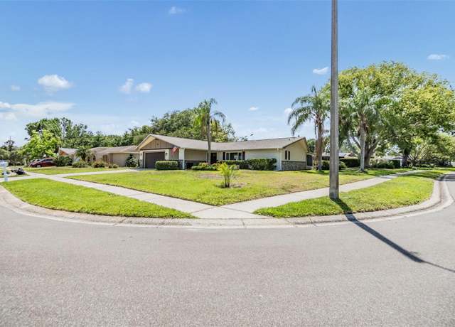 Property at 2724 Ashwood Ct, Clearwater, FL 33761, 3 beds, 2 baths
