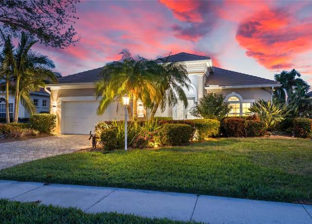 Property at 6947 Lennox Pl, University Park, FL 34201, 3 beds, 2 baths