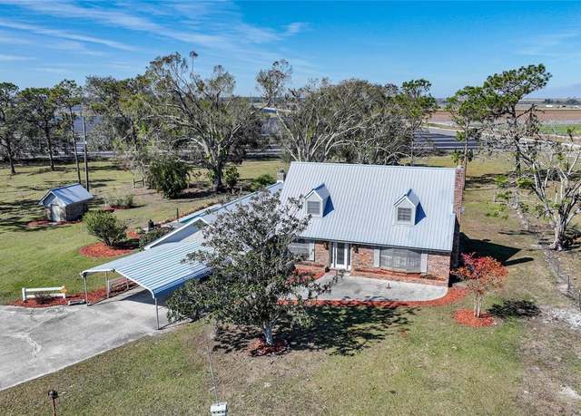 Property at 3150 Schontag Rd, Wauchula, FL 33873, 5 beds, 3 baths