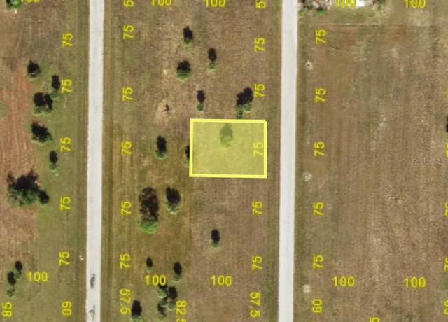 Property at 34 Elm Dr, Placida, FL 33946