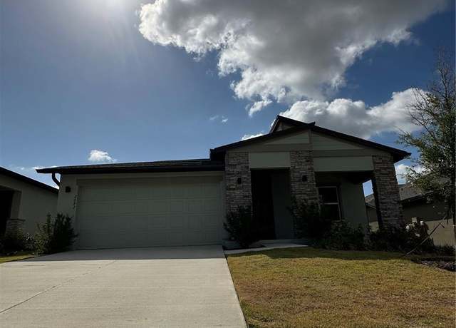 Property at 2082 Gold Dust Dr, Clermont, FL 34715, 4 beds, 2 baths