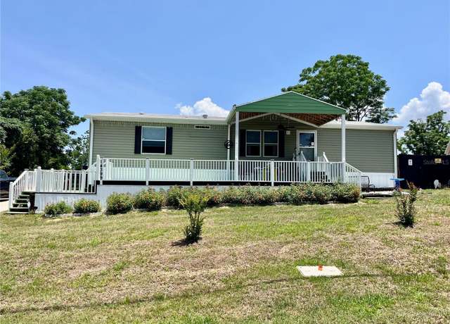 Property at 14399 SE 59th Ct, Summerfield, FL 34491, 3 beds, 2 baths