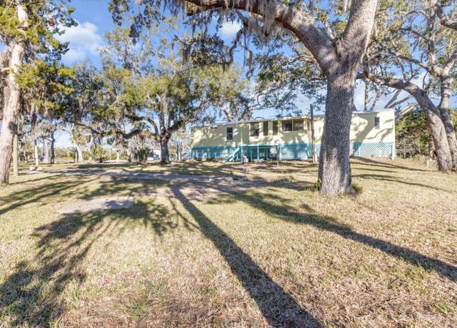 Property at 2109 S Gulfwater Pt, Crystal River, FL 34429, 3 beds, 2 baths