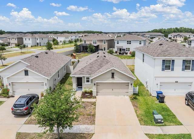 Property at 32713 Brooks Hawk Ln, Wesley Chapel, FL 33543, 3 beds, 2 baths
