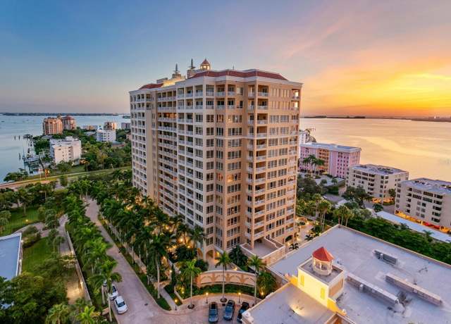 Property at 35 Watergate Dr #503, Sarasota, FL 34236, 3 beds, 3 baths