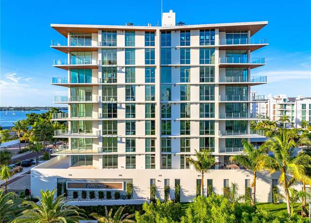 Property at 111 Golden Gate Pt #403, Sarasota, FL 34236, 3 beds, 3 baths