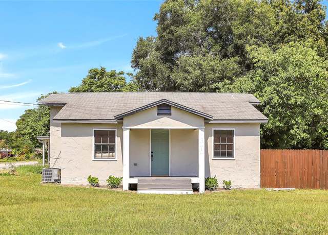 Property at 1500 N Clearview Ave, Deland, FL 32724, 3 beds, 2 baths